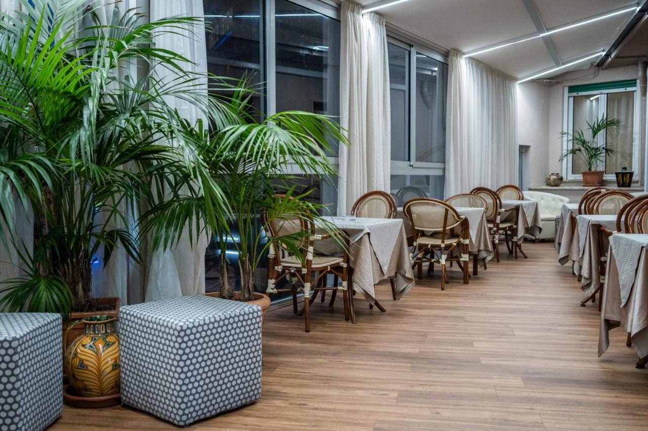 סנרמו Hotel Globo Suite-Correnti Hotels מראה חיצוני תמונה