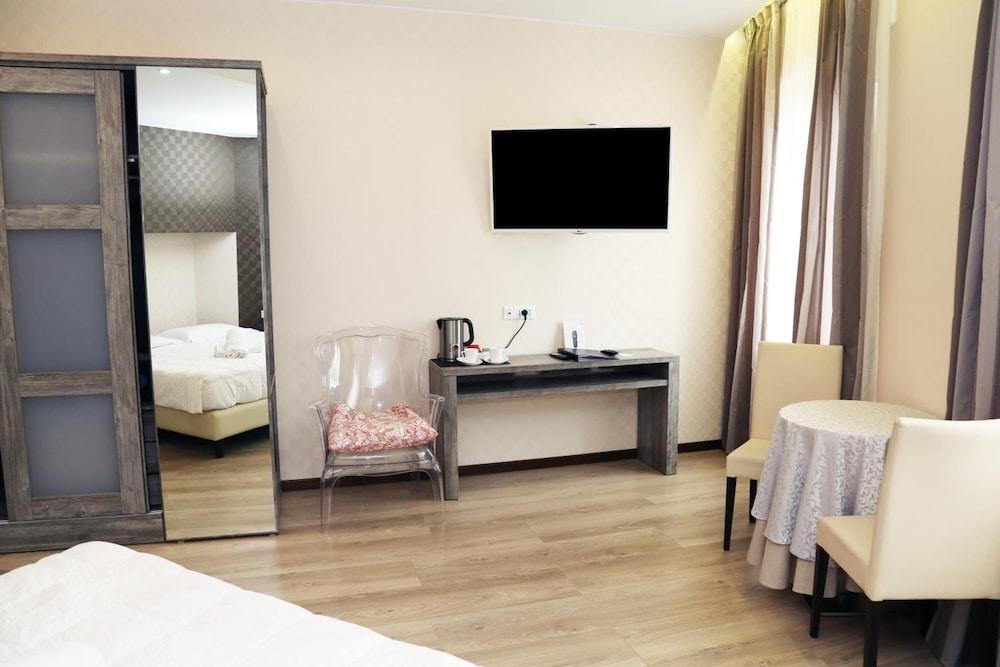 סנרמו Hotel Globo Suite-Correnti Hotels מראה חיצוני תמונה