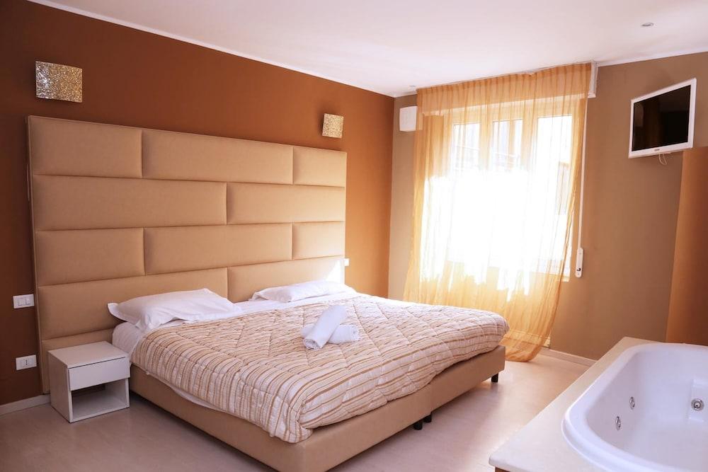 סנרמו Hotel Globo Suite-Correnti Hotels מראה חיצוני תמונה